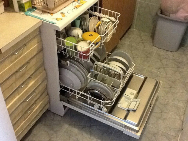 servis-popravka-masina-za-pranje-sudova-big-0