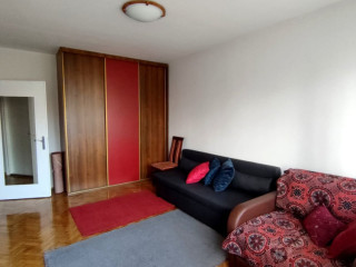 izdajem-dvosoban-stan-novi-beograd-otona-zupancica-50-m2