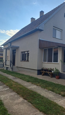 prodajem-seosko-domacinstvo-big-4